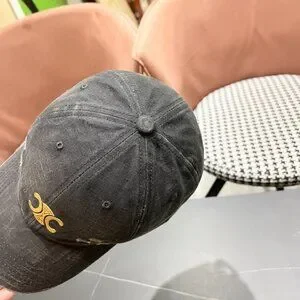 Celine | Accessories | Celine Spring Fashion Baseball Cap  display picture 1